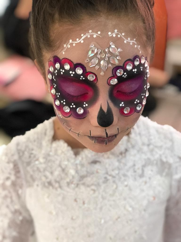 Maquillaje Fantasía Catrina 3